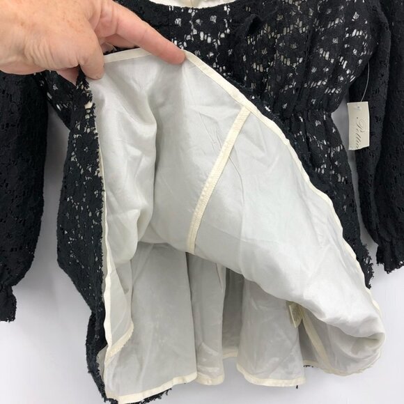 New With Tags Petticoat Alley Women’s Medium Black White Lace Light Blouse - Picture 5 of 8